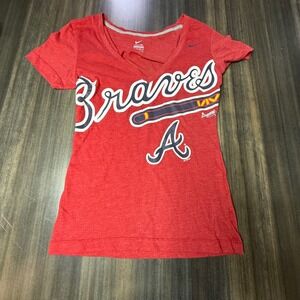 Nike Atlanta Braves‎ Red V-Neck "Braves" "A" Logo T-Shirt Womens XS